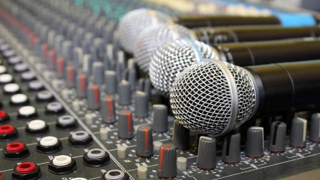 Alquiler : SISTEMAS DE SONIDO E ILUMINACIÓN