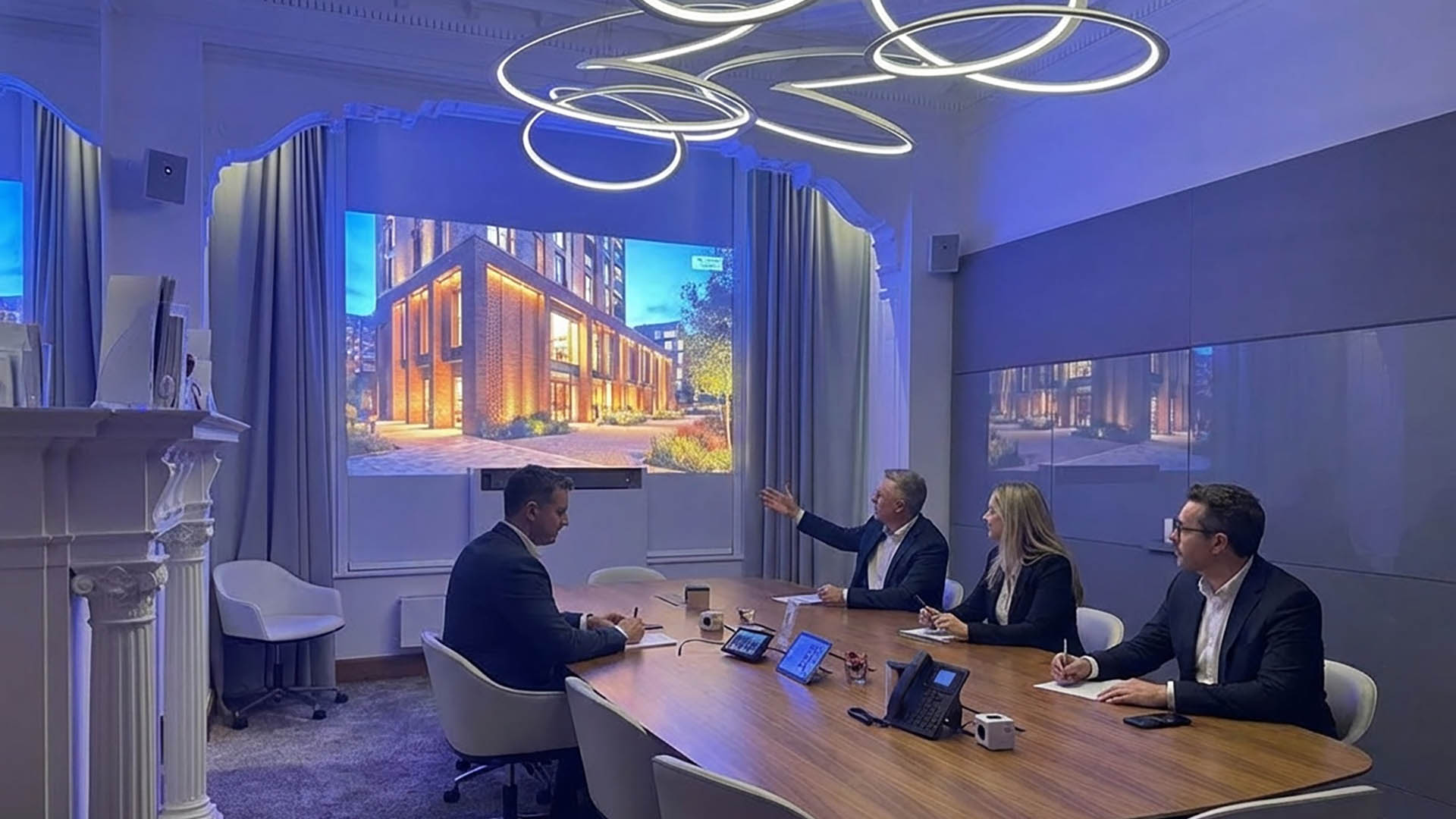 Gran sala de reuniones – 24 personas